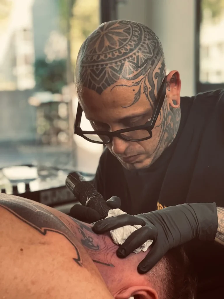 Abian, tatuador de Piedrabuena Tattoo