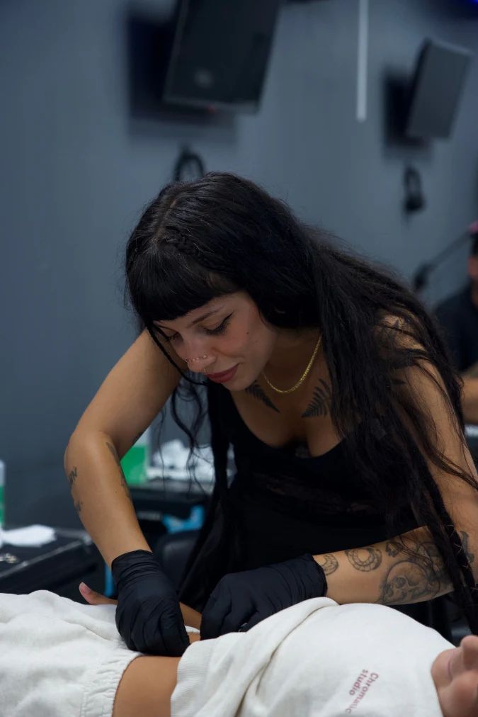 Alyssa, tatuador de Piedrabuena Tattoo