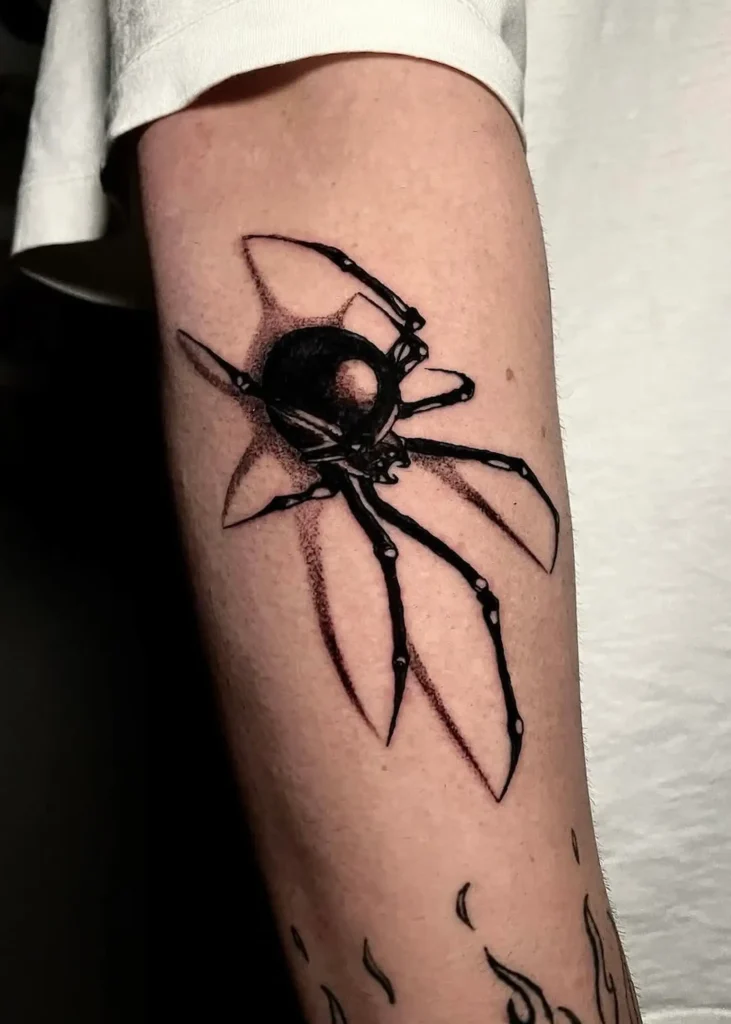 Araña en blackwork en el antebrazo