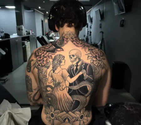 Tatuaje blackwork en la espalda · Gabri Tattoo Tenerife